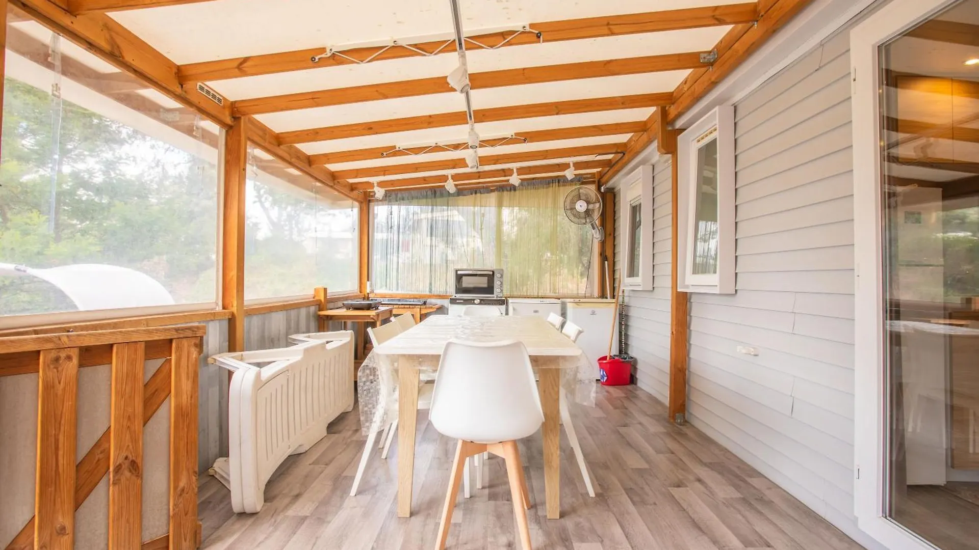 Mobil Home Avec Une Vue Sublime Le Muy France